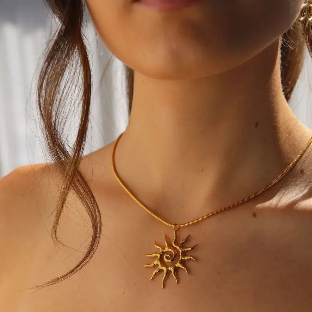 sun necklace A692